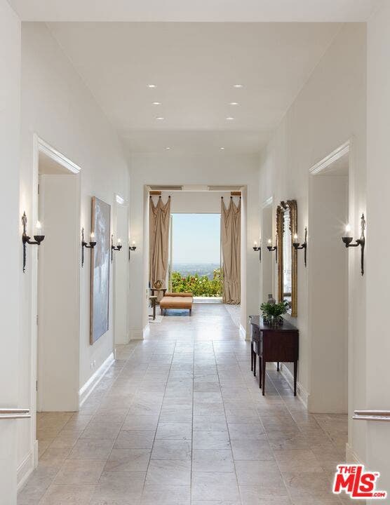 1672 Waynecrest Drive, Beverly Hills, CA 90210 1672 Waynecrest Drive, Beverly Hills, CA 90210