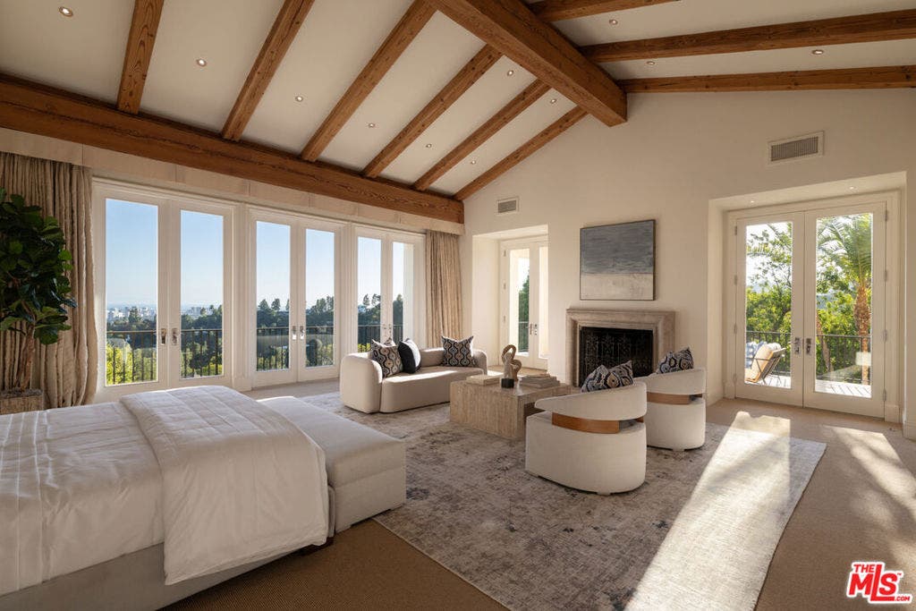 1672 Waynecrest Drive, Beverly Hills, CA 90210 1672 Waynecrest Drive, Beverly Hills, CA 90210