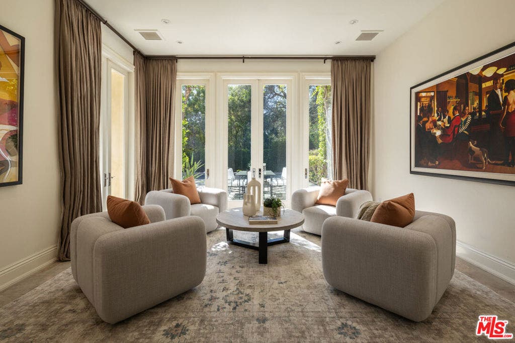 1672 Waynecrest Drive, Beverly Hills, CA 90210 1672 Waynecrest Drive, Beverly Hills, CA 90210