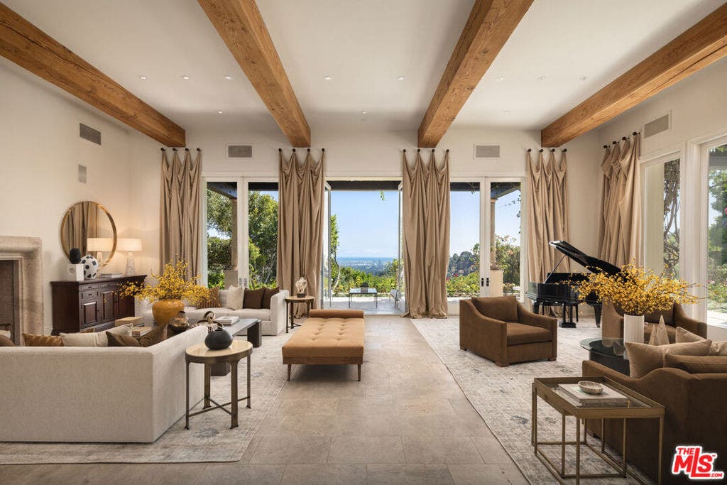 1672 Waynecrest Drive, Beverly Hills, CA 90210 1672 Waynecrest Drive, Beverly Hills, CA 90210