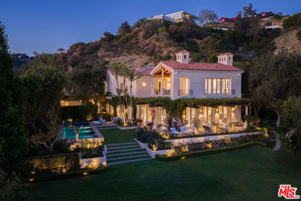1672 Waynecrest Drive, Beverly Hills, CA 90210 1672 Waynecrest Drive, Beverly Hills, CA 90210