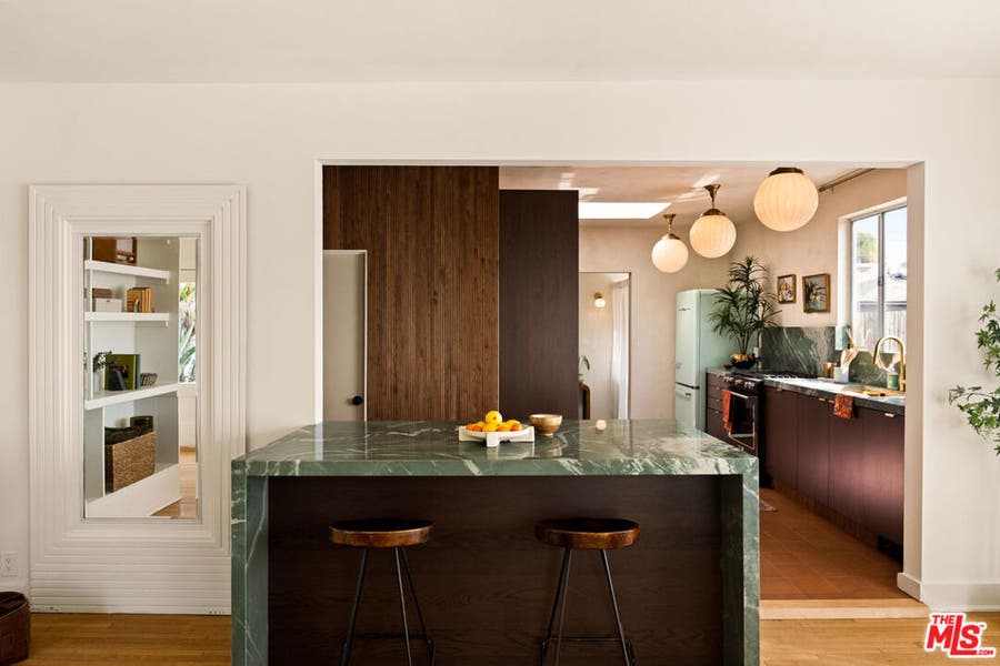 Property photo for 818 Palms Boulevard, Venice, CA