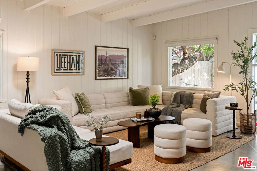 Property photo for 818 Palms Boulevard, Venice, CA