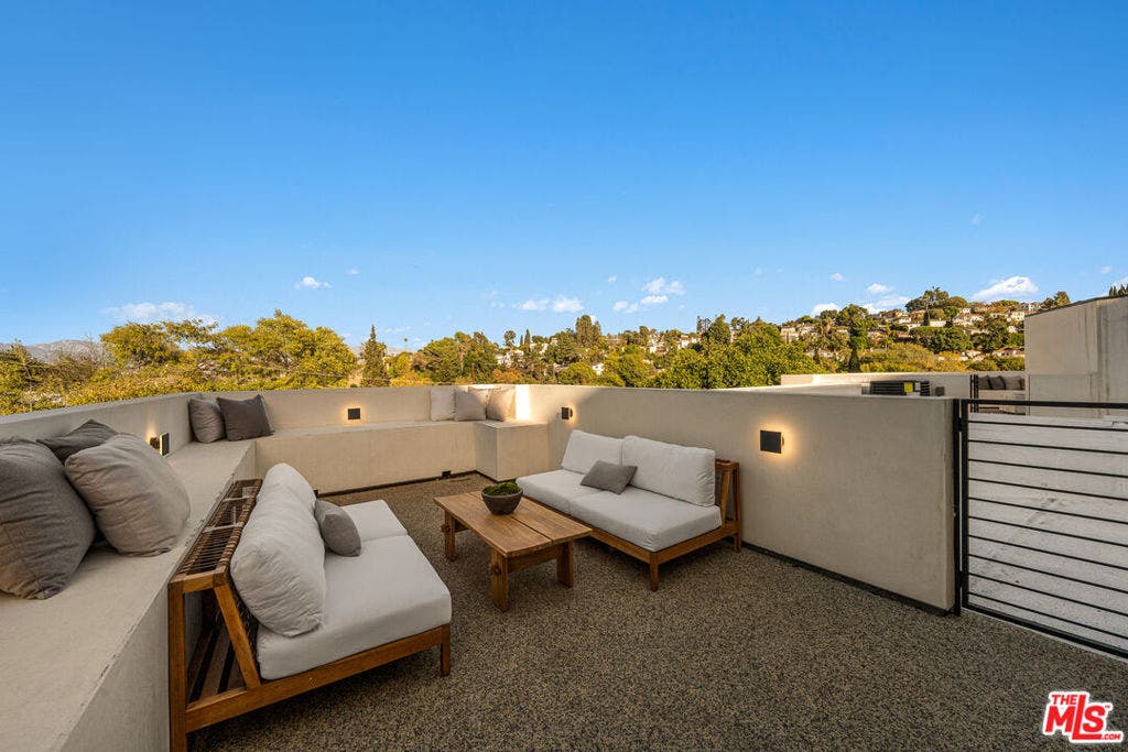 3721 Evans Street, Silver Lake, CA 90027 3721 Evans Street, Silver Lake, CA 90027