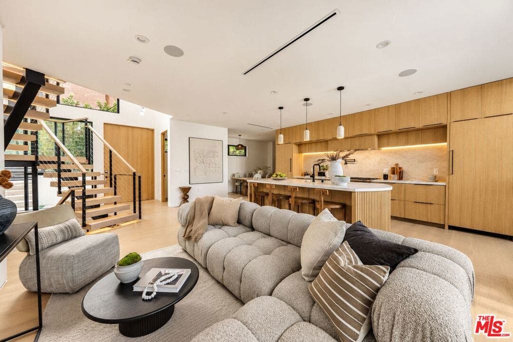 3721 Evans Street, Silver Lake, CA 90027 3721 Evans Street, Silver Lake, CA 90027