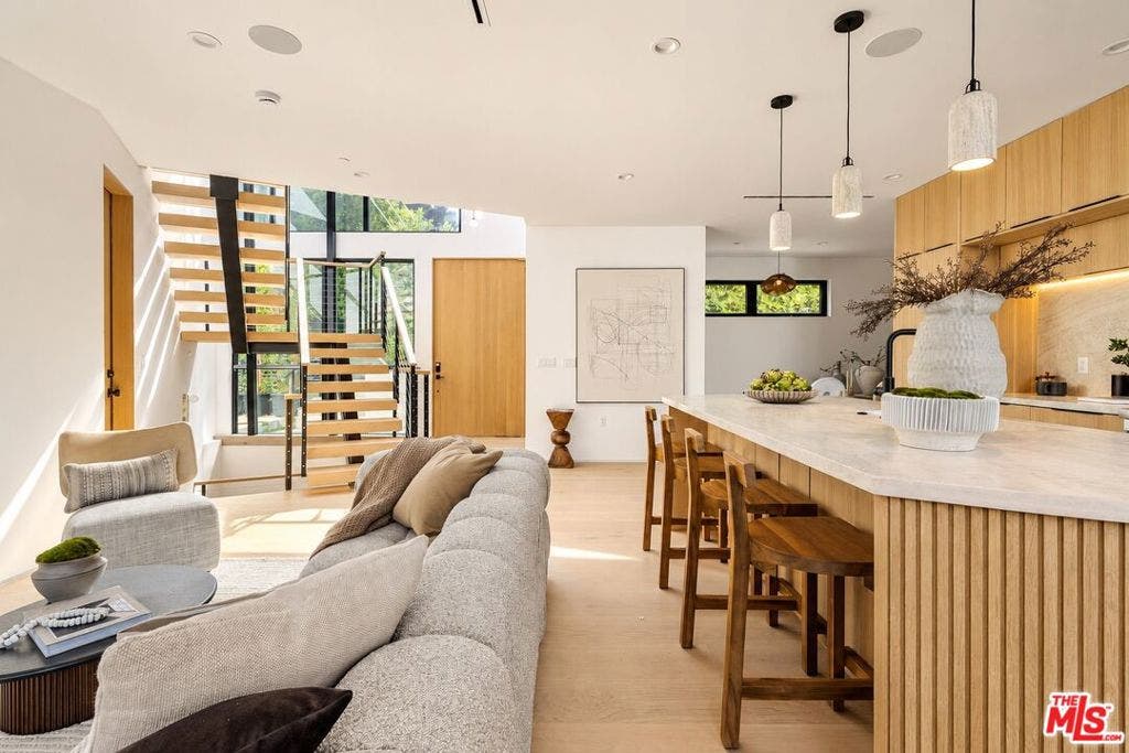 3721 Evans Street, Silver Lake, CA 90027 3721 Evans Street, Silver Lake, CA 90027