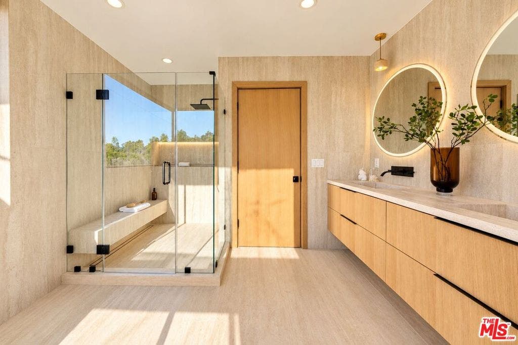 3721 Evans Street, Silver Lake, CA 90027 3721 Evans Street, Silver Lake, CA 90027