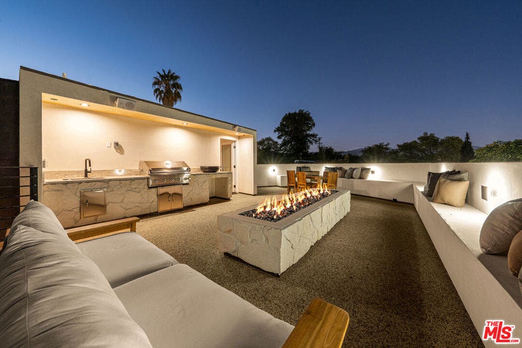 3721 Evans Street, Silver Lake, CA 90027 3721 Evans Street, Silver Lake, CA 90027