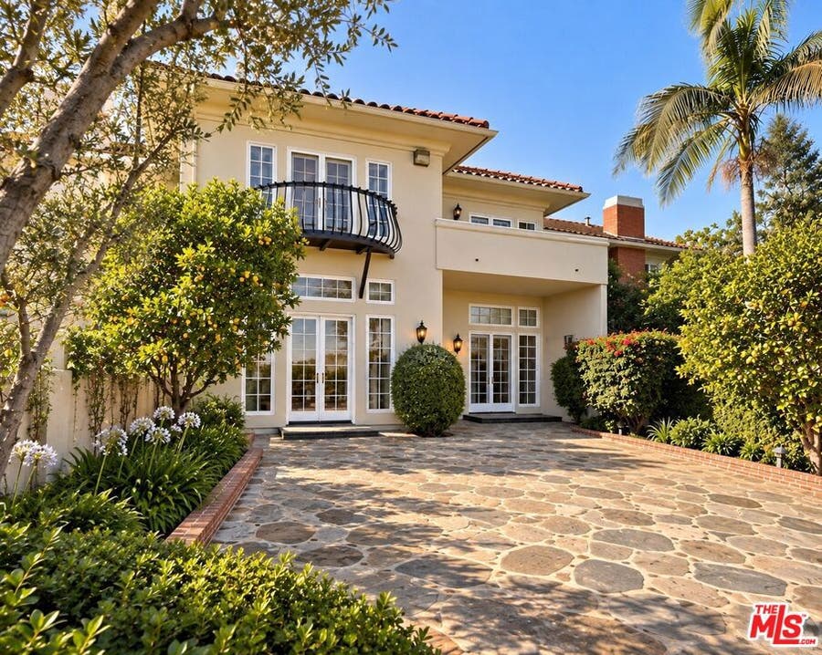 Property photo for 2282 Canyonback Road, Los Angeles, CA