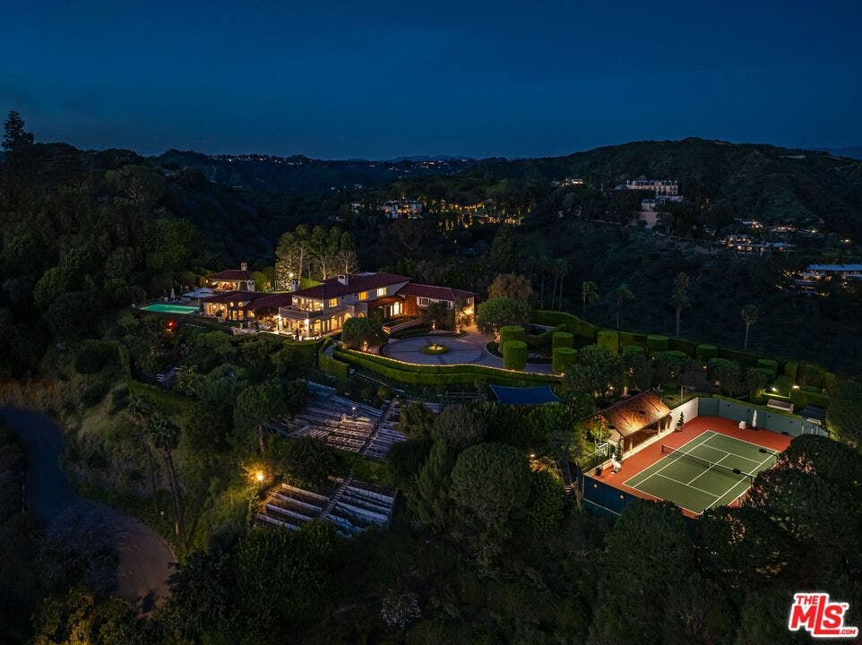 1309 Davies Drive, Beverly Hills, CA 90210 1309 Davies Drive, Beverly Hills, CA 90210