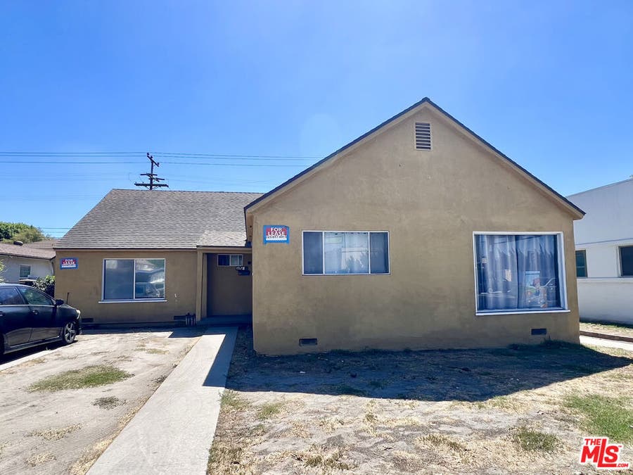 Property photo for 4512 Tweedy Boulevard, South Gate, CA
