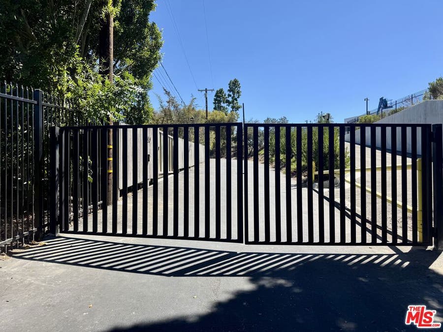 Property photo for 15434 Mulholland Drive, Los Angeles, CA