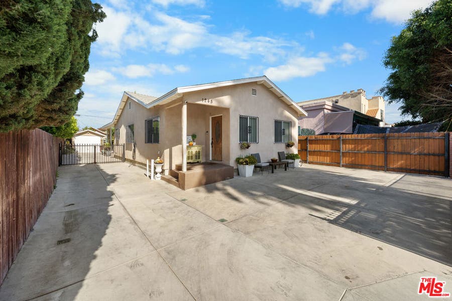 Property photo for 1245 S Muirfield Road, Los Angeles, CA
