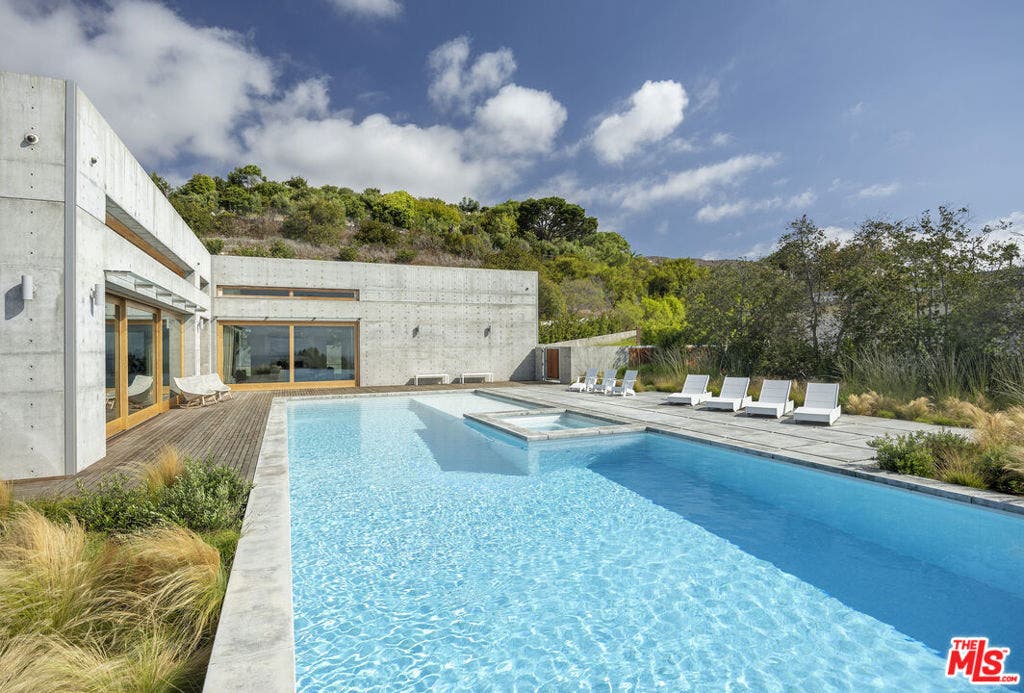 24689 Pacific Coast Highway, Malibu, CA 90265