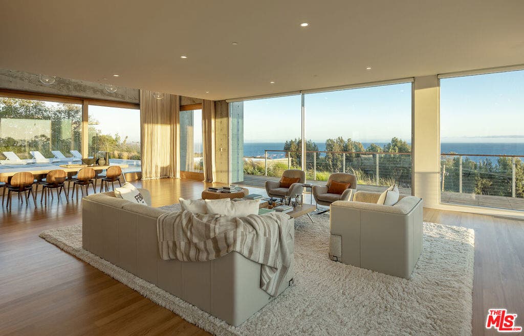 24689 Pacific Coast Highway, Malibu, CA 90265