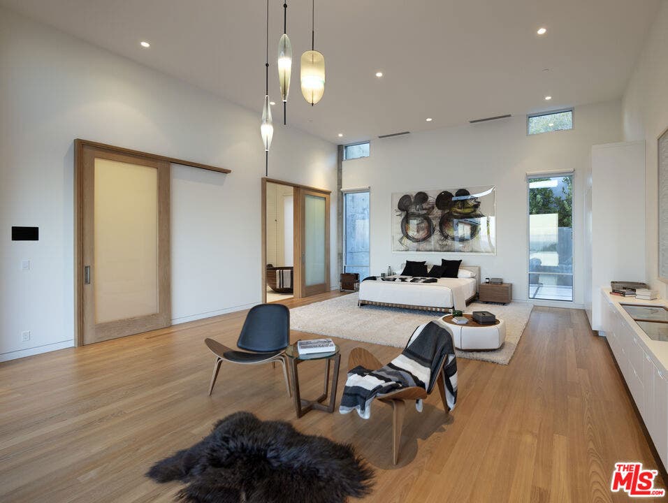 24689 Pacific Coast Highway, Malibu, CA 90265