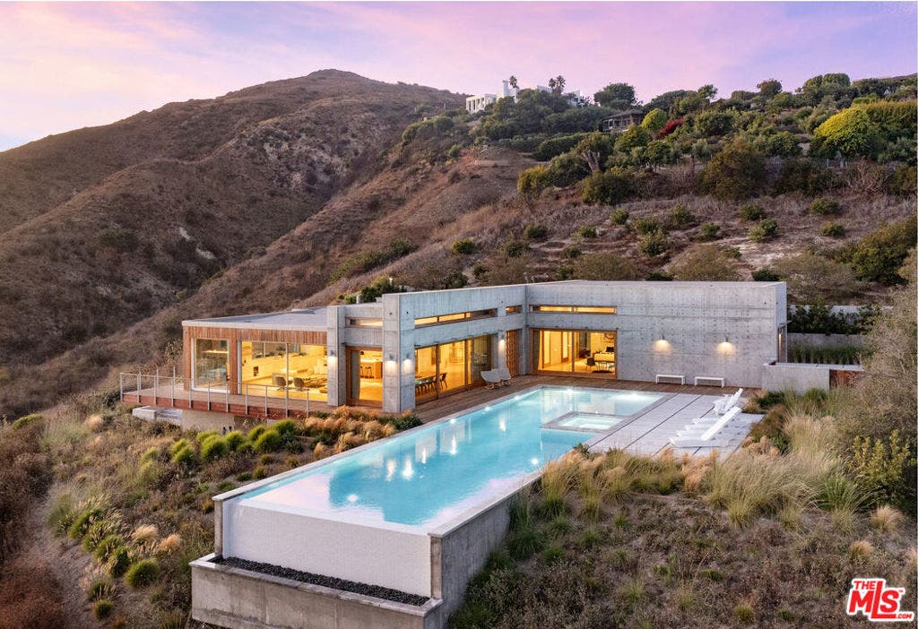 24689 Pacific Coast Highway, Malibu, CA 90265