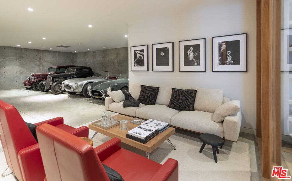 24689 Pacific Coast Highway, Malibu, CA 90265