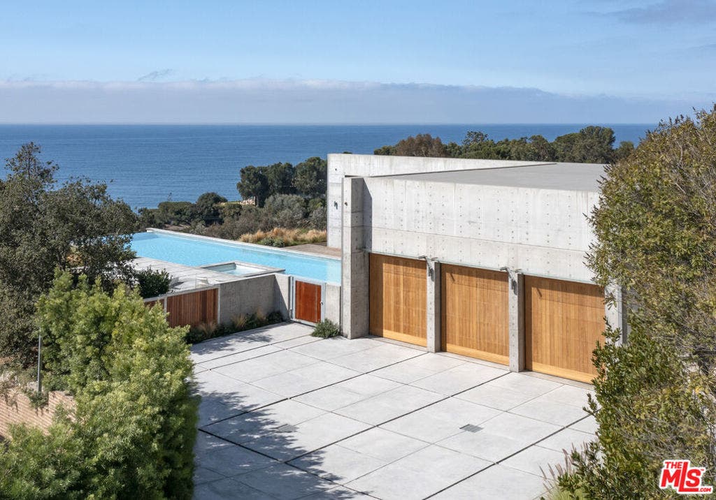 24689 Pacific Coast Highway, Malibu, CA 90265