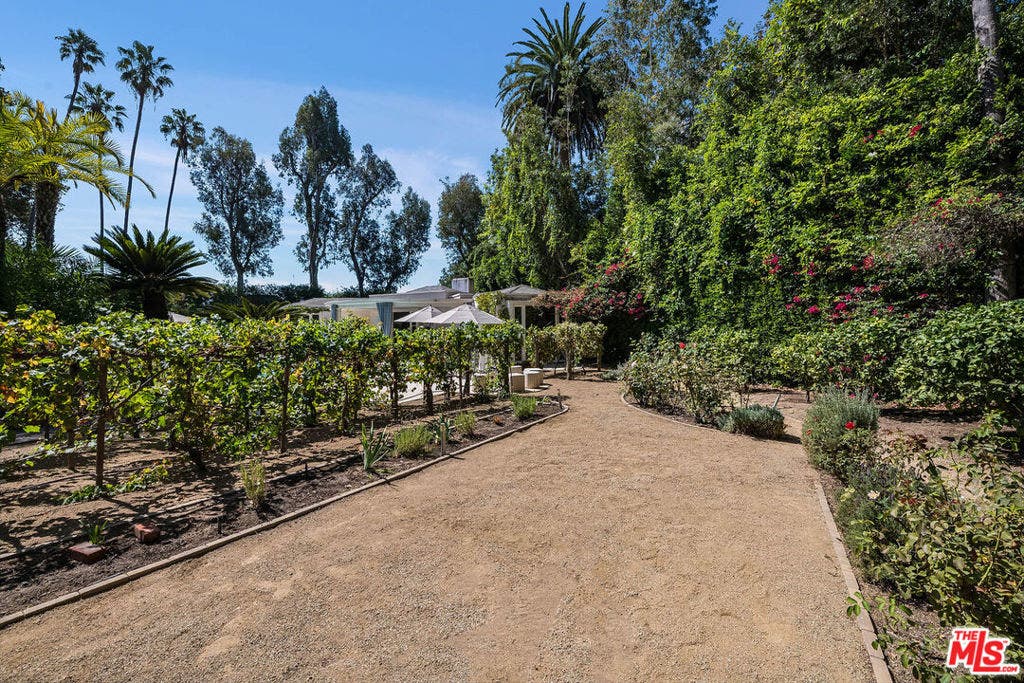 101 Bel Air Road, Los Angeles, CA 90077 101 Bel Air Road, Los Angeles, CA 90077