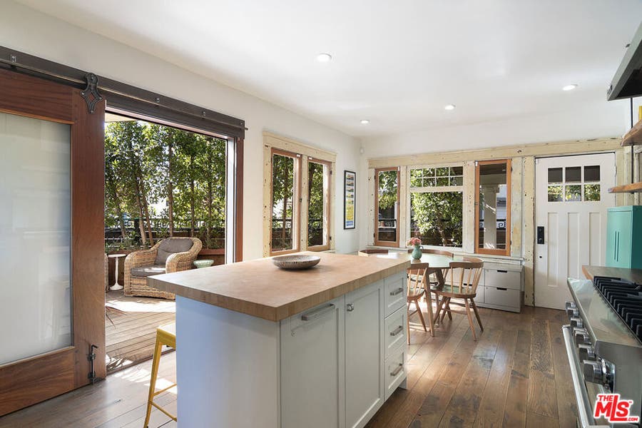 Property photo for 1130 Electric Avenue, Venice, CA