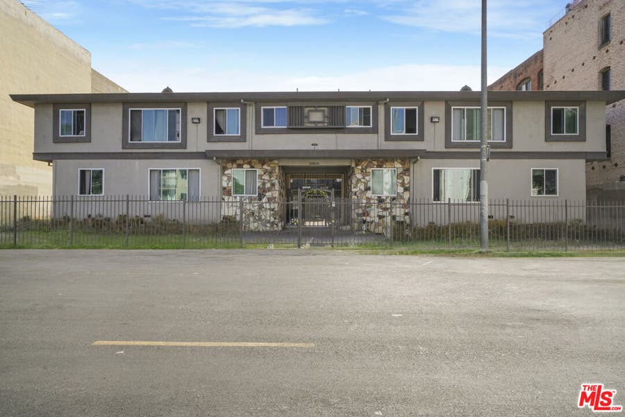 Property photo for 228 S Mariposa Avenue, Los Angeles, CA