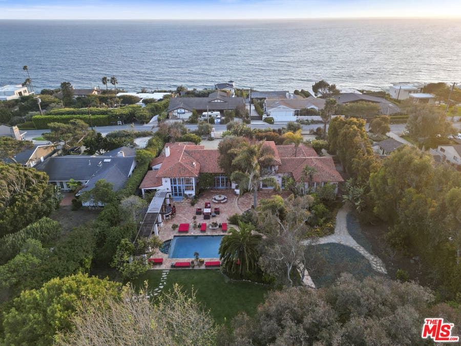 Property photo for 7332 Birdview Avenue, Malibu, CA