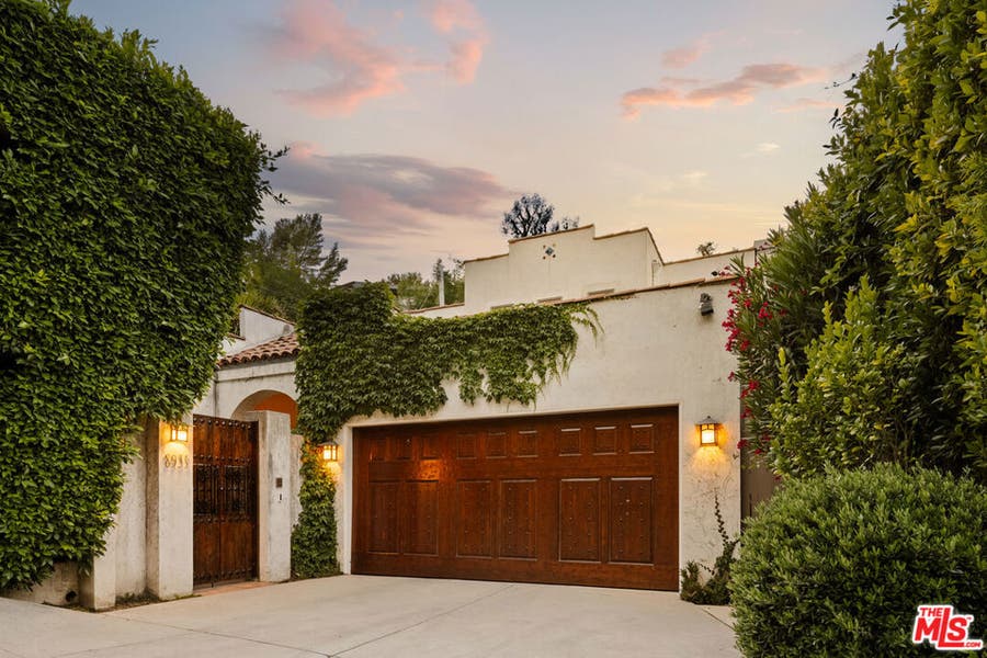 Property photo for 8935 Hollywood Hills Road, Los Angeles, CA