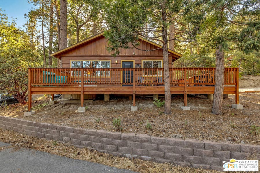 Property photo for 25431 Hotei Lane, Idyllwild, CA