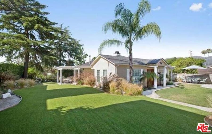 Property photo for 2340 Caldero, Montrose, CA