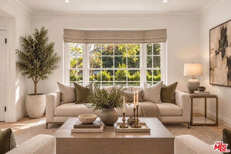 Property photo for 135 S Linden Drive, Beverly Hills, CA
