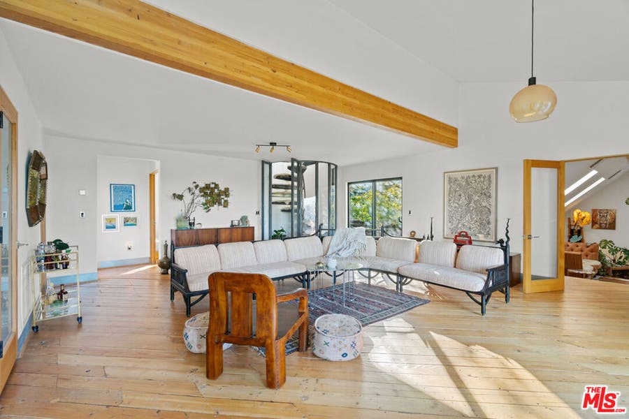 Property photo for 20784 Medley Lane, Topanga, CA