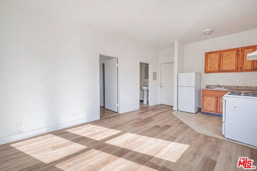 Property photo for 537 S Kenmore Avenue, #400, Los Angeles, CA