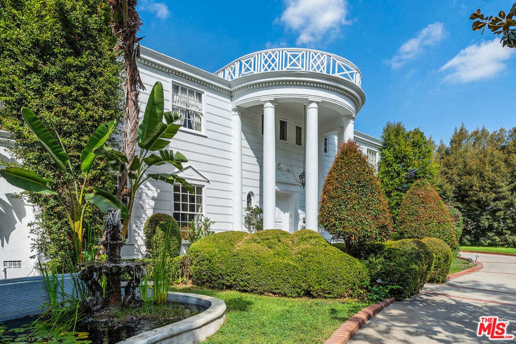 251 N Bristol Avenue, Los Angeles, CA 90049 251 N Bristol Avenue, Los Angeles, CA 90049
