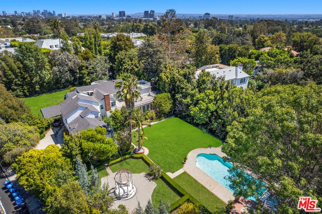 251 N Bristol Avenue, Los Angeles, CA 90049 251 N Bristol Avenue, Los Angeles, CA 90049