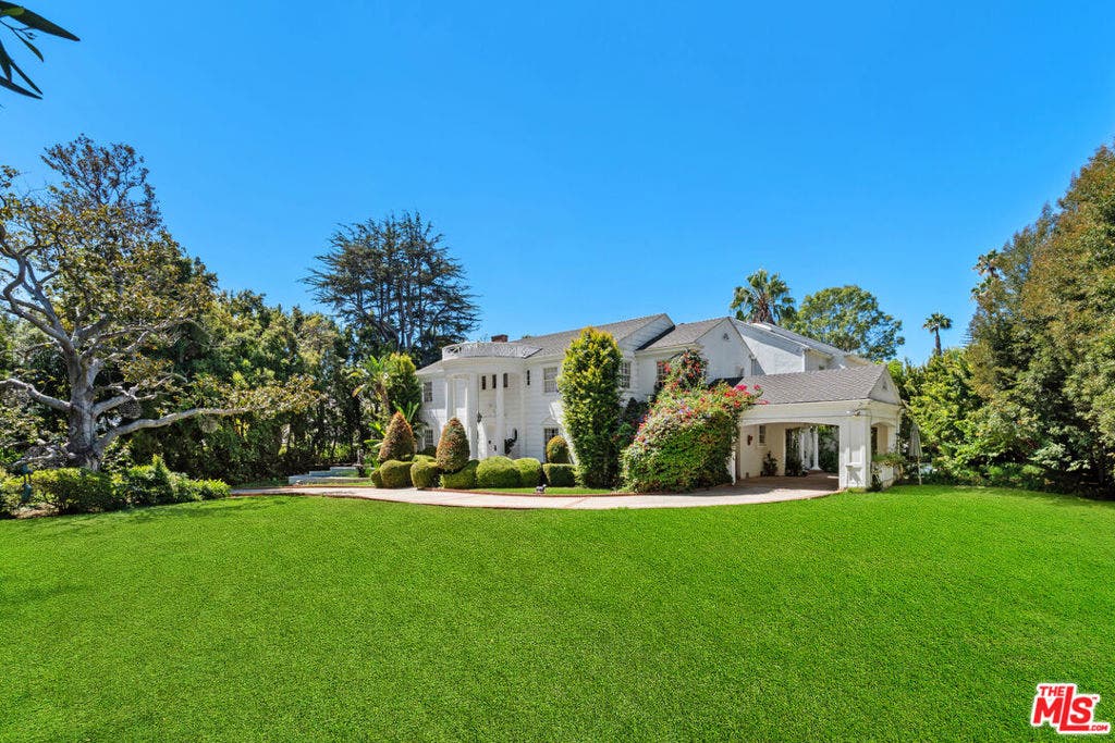 251 N Bristol Avenue, Los Angeles, CA 90049 251 N Bristol Avenue, Los Angeles, CA 90049