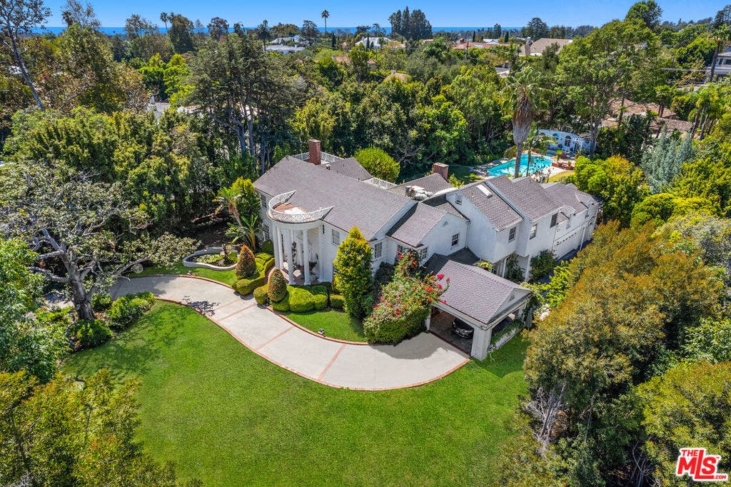 251 N Bristol Avenue, Los Angeles, CA 90049 251 N Bristol Avenue, Los Angeles, CA 90049