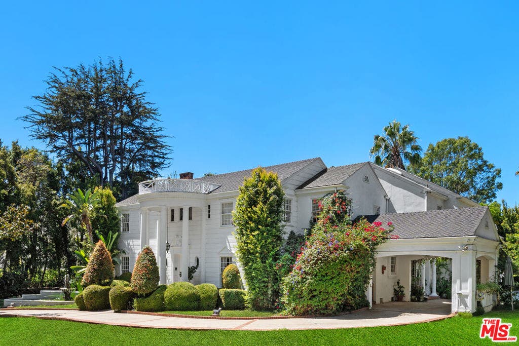251 N Bristol Avenue, Los Angeles, CA 90049 251 N Bristol Avenue, Los Angeles, CA 90049