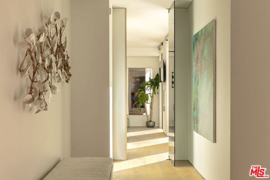 525 Arkell Drive, Beverly Hills, CA 90210 525 Arkell Drive, Beverly Hills, CA 90210
