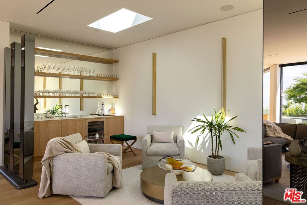 525 Arkell Drive, Beverly Hills, CA 90210 525 Arkell Drive, Beverly Hills, CA 90210