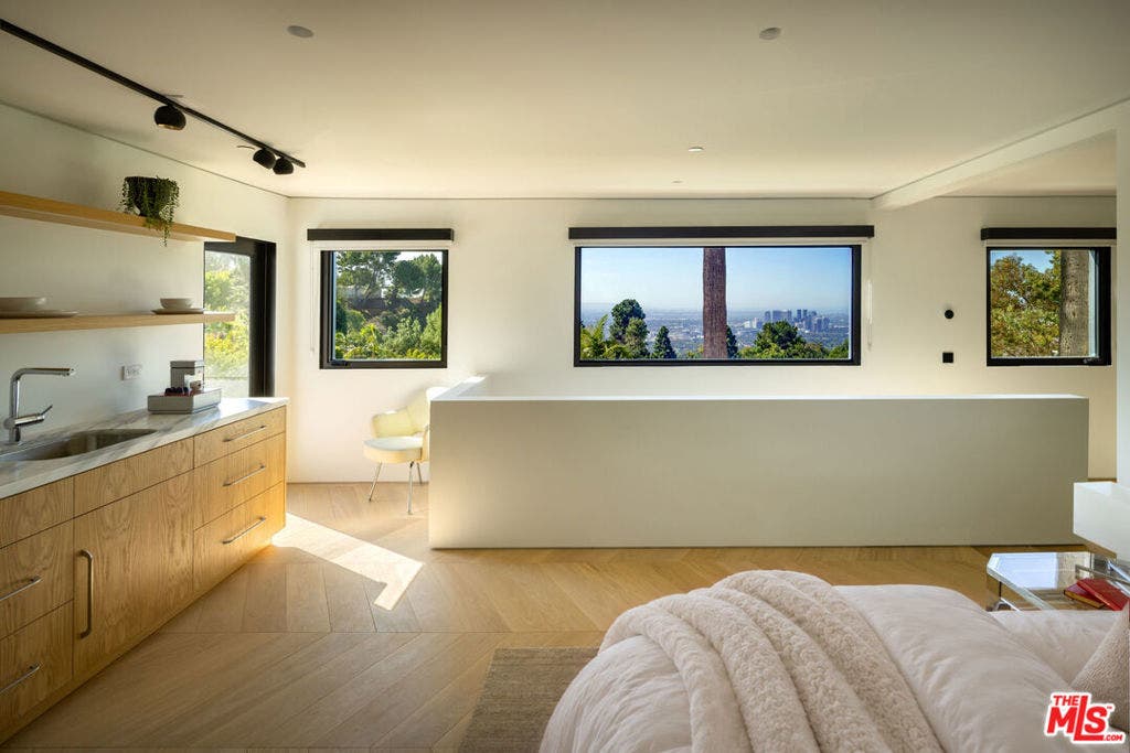 525 Arkell Drive, Beverly Hills, CA 90210 525 Arkell Drive, Beverly Hills, CA 90210