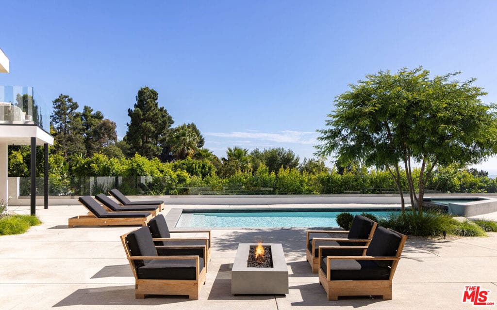 525 Arkell Drive, Beverly Hills, CA 90210 525 Arkell Drive, Beverly Hills, CA 90210