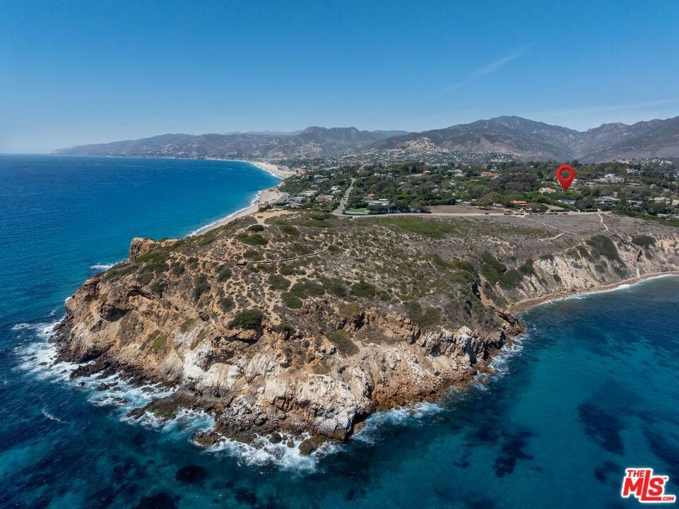 29225 Cliffside Drive, Malibu, CA 90265 29225 Cliffside Drive, Malibu, CA 90265