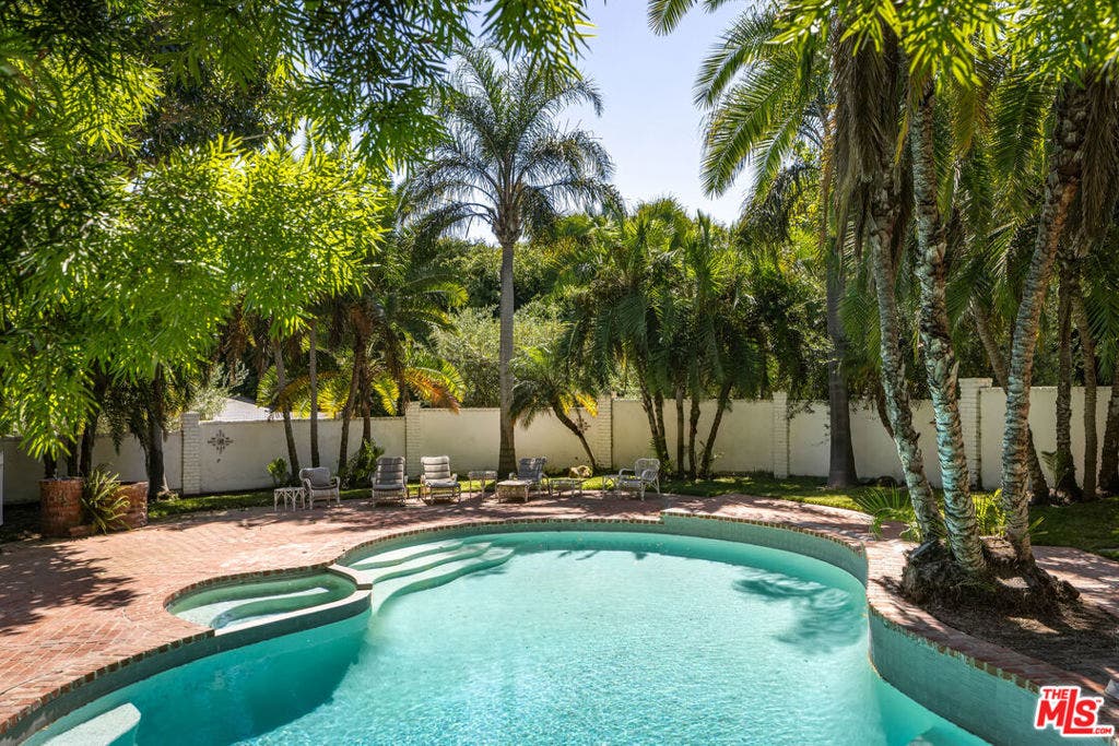 29225 Cliffside Drive, Malibu, CA 90265 29225 Cliffside Drive, Malibu, CA 90265