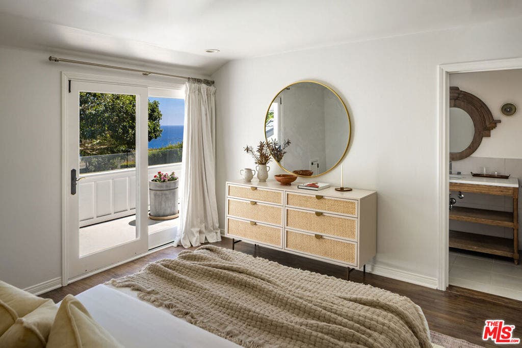 29225 Cliffside Drive, Malibu, CA 90265 29225 Cliffside Drive, Malibu, CA 90265