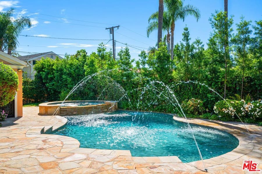 Property photo for 204 Foothill Road, Beverly Hills, CA