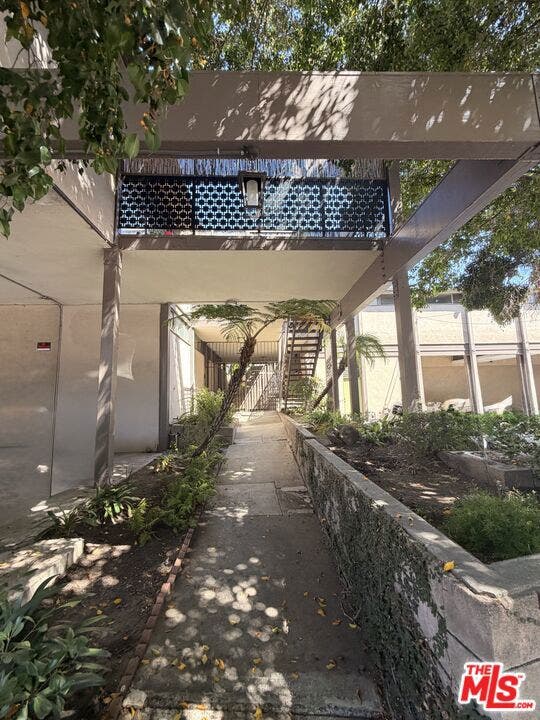 Property photo for 2000 Ivar Avenue, #2, Los Angeles, CA