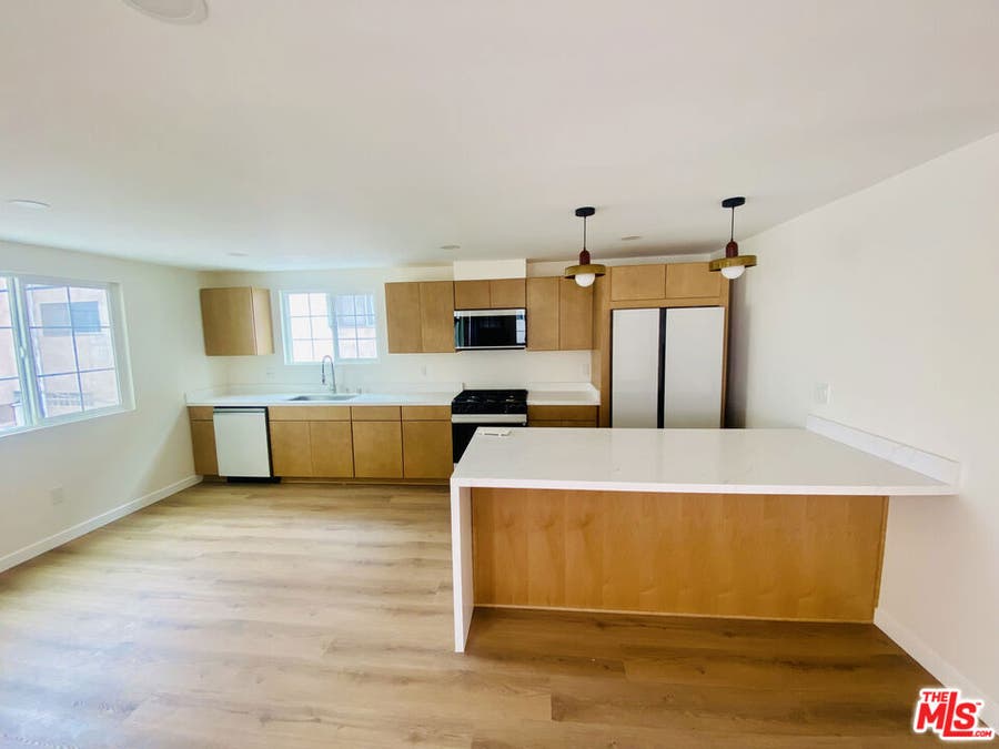 Property photo for 1000 S Sherbourne Drive, #1010, Los Angeles, CA
