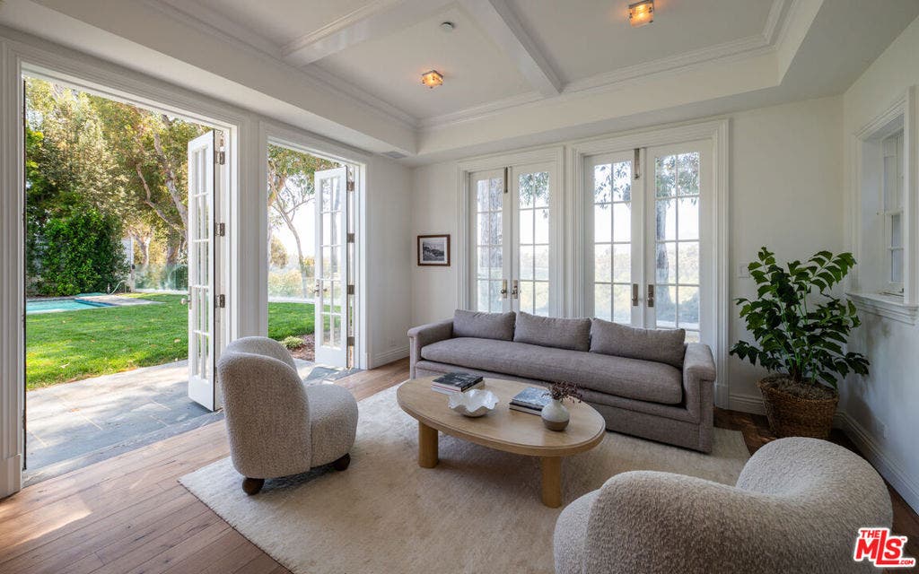 773 Amalfi Drive, Pacific Palisades, CA 90272