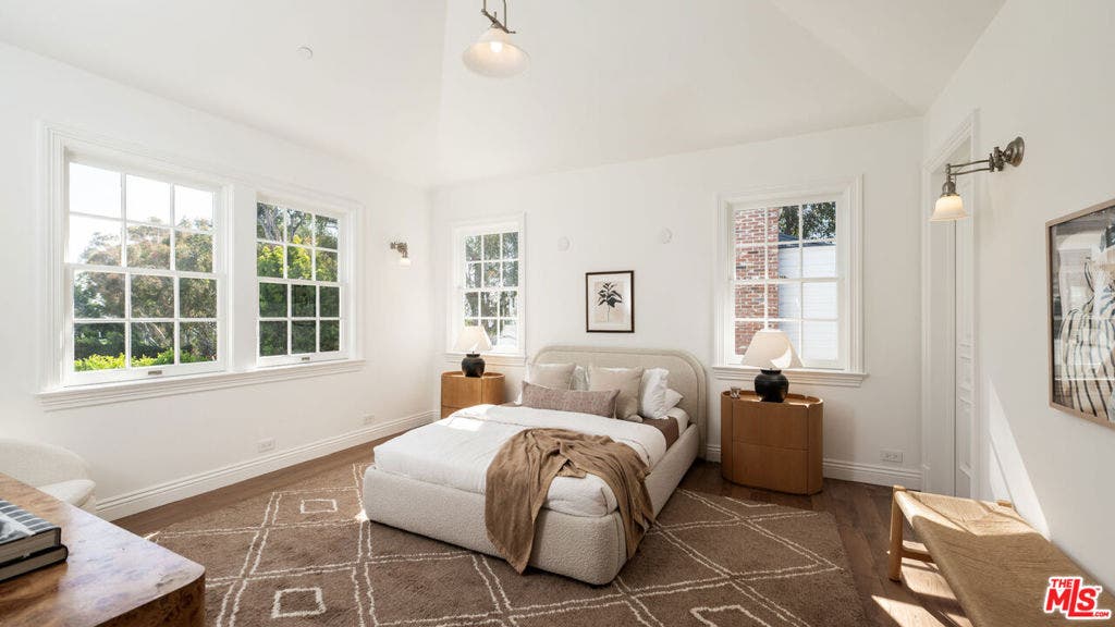 773 Amalfi Drive, Pacific Palisades, CA 90272